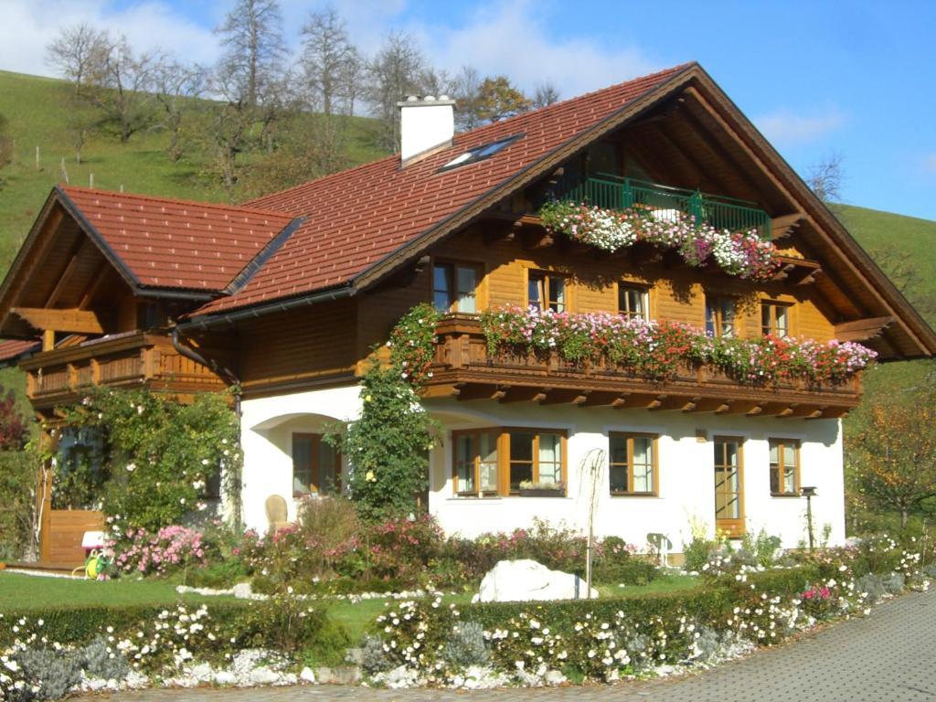 Hotel Haus Loidl Sankt Gallen Exterior foto